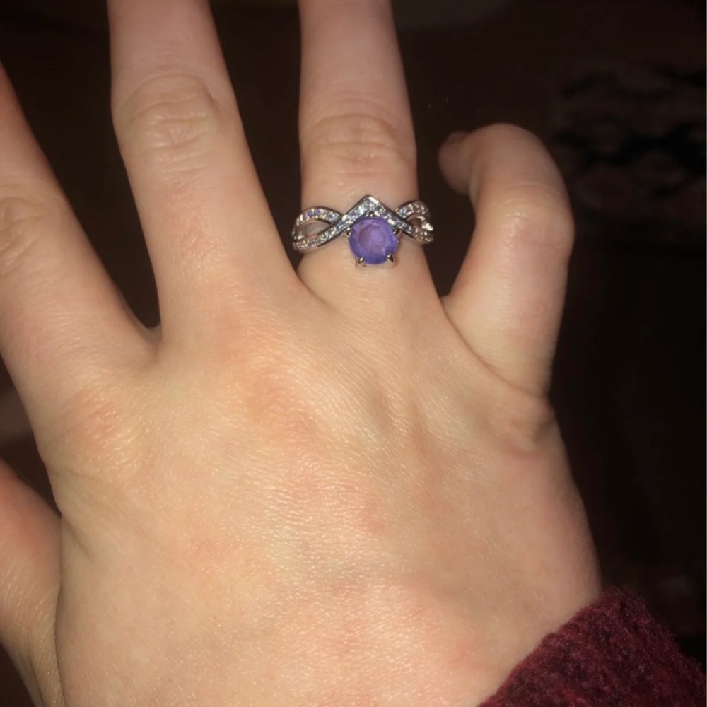 Ring - Picture 2 of 2